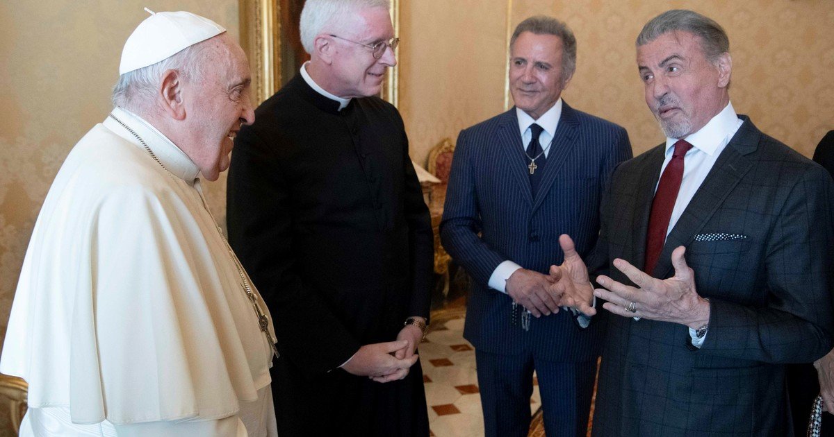 murio-el-papa-francisco:-stallone,-whoopie-goldberg,-russell-crowe,-antonio-banderas-y-andrea-bocelli,-entre-las-grandes-figuras-que-lo-despiden-en-las-redes