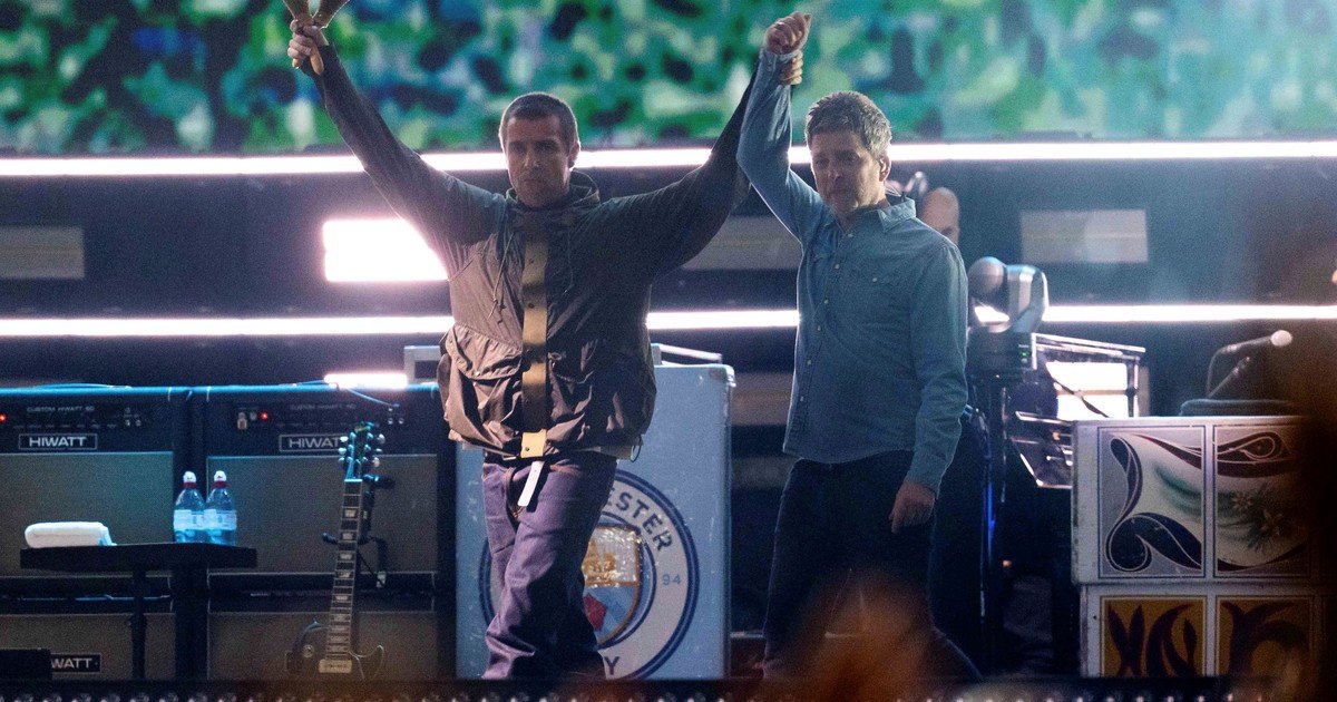 mas-cerca-de-los-carpenters-que-de-los-gallagher:-oasis-y-un-regreso-en-plan-carmelitas-descalzas