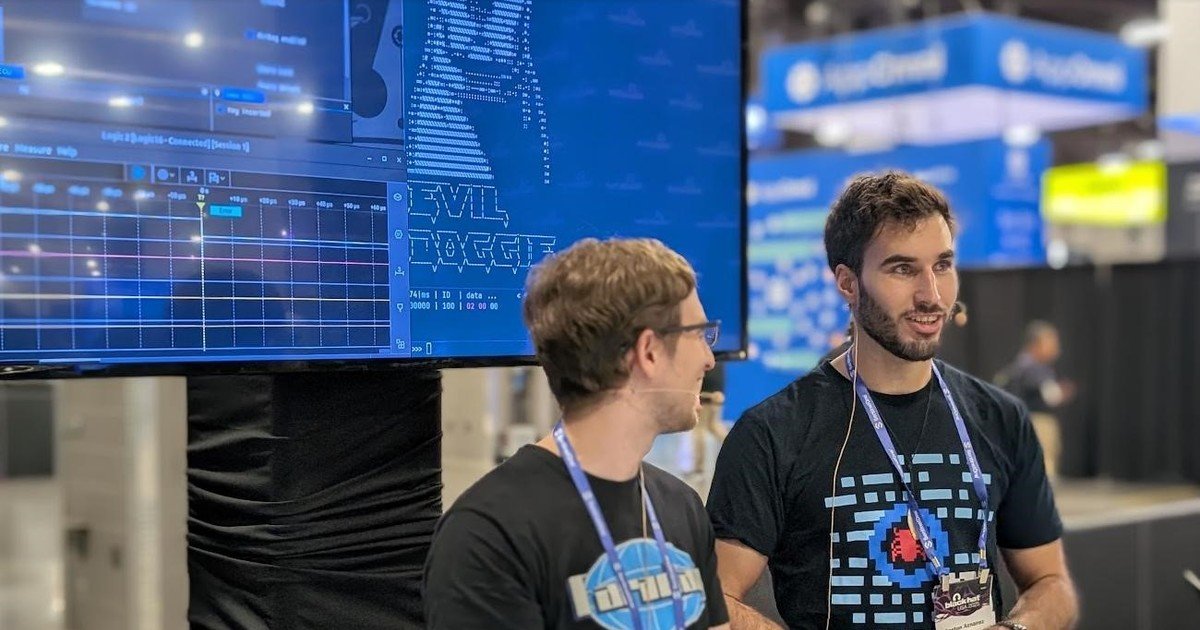 black-hat-usa-2025:-“evildoggie”,-el-dispositivo-argentino-que-pone-a-prueba-la-seguridad-de-los-autos-modernos