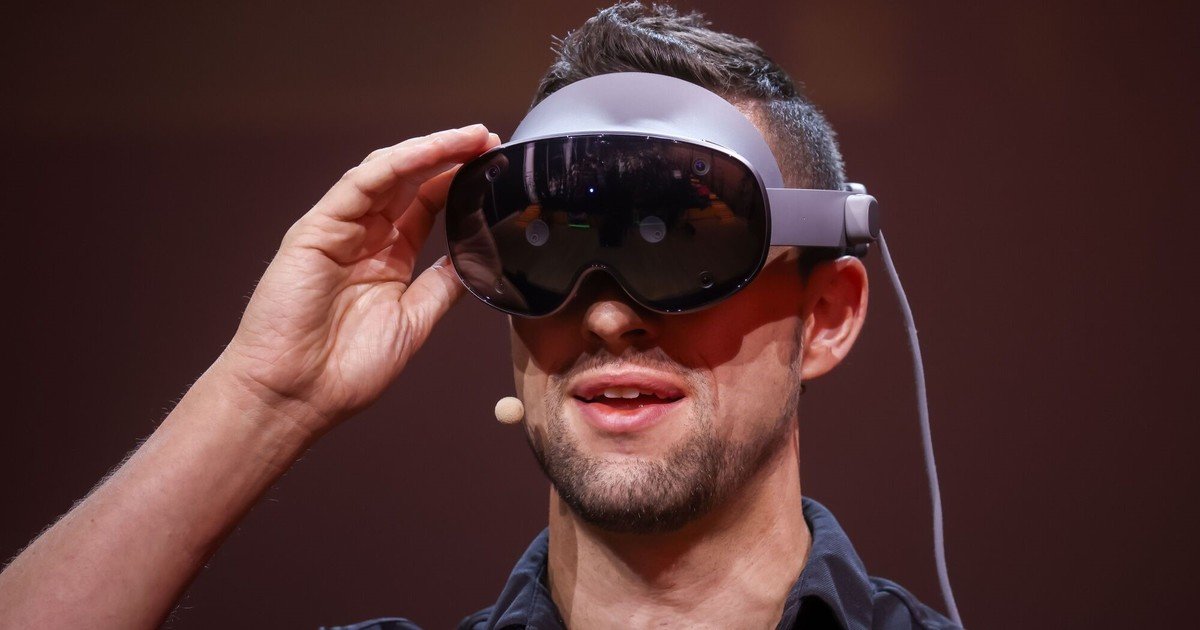 samsung-presento-su-casco-galaxy-xr:-ia,-pantalla-4k-y-un-precio-que-pone-en-ridiculo-al-apple-vision-pro