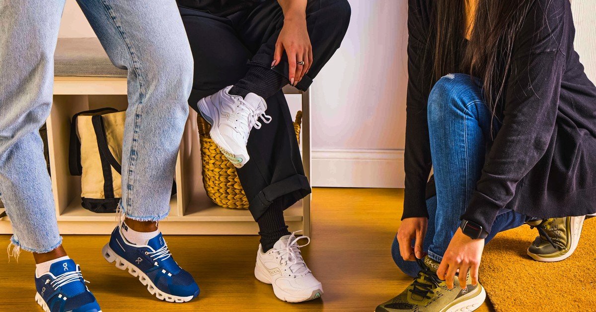 las-5-mejores-zapatillas-con-maxima-amortiguacion-para-estar-horas-de-pie-sin-dolor