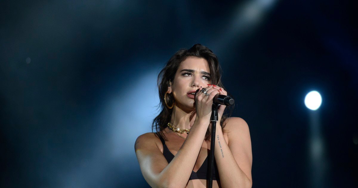 dua-lipa-en-argentina-en-vivo:-donde-ver-online-el-recital-en-el-estadio-de-river