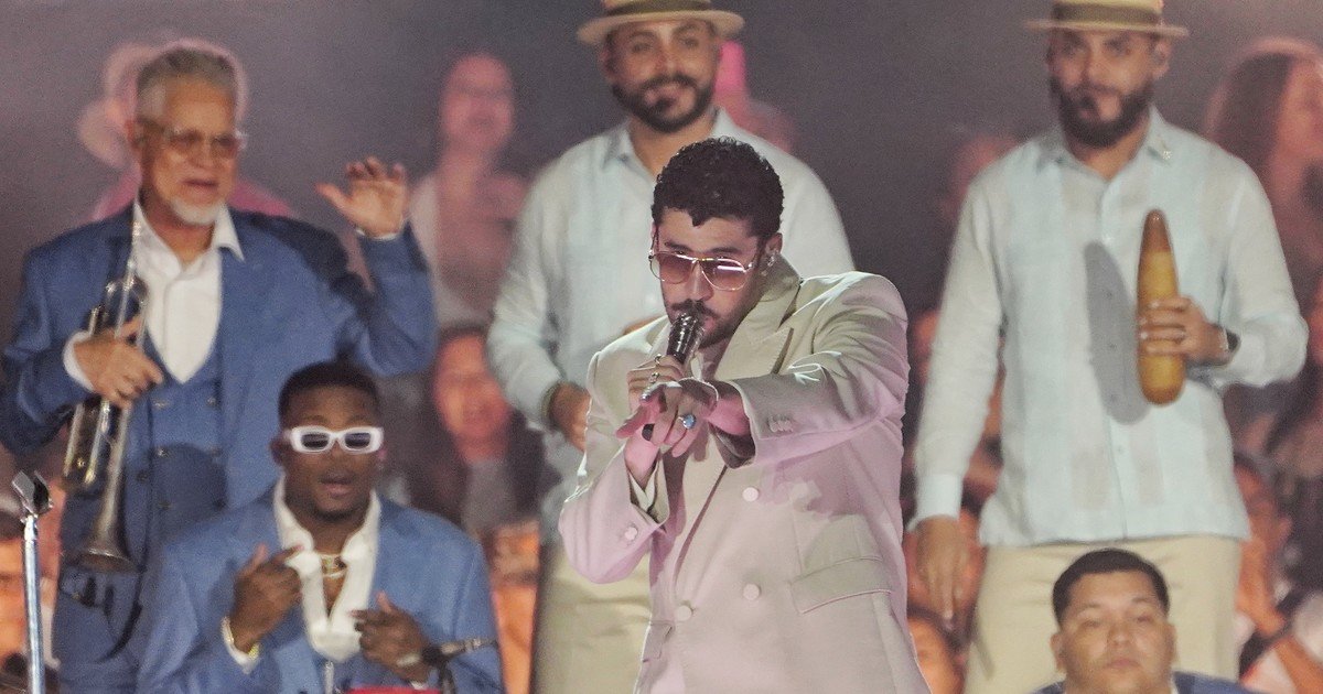 como-fue-el-primer-show-de-bad-bunny-en-river:-euforia,-banderas,-multitud,-fiesta-y-agradecimiento