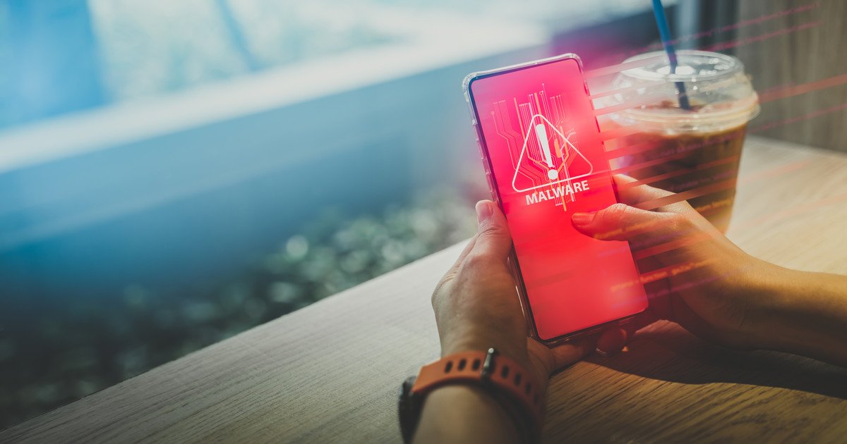 alerta-en-argentina-por-una-falsa-app-de-inversion:-esconde-un-malware-que-usa-ia-para-tomar-control-del-celular