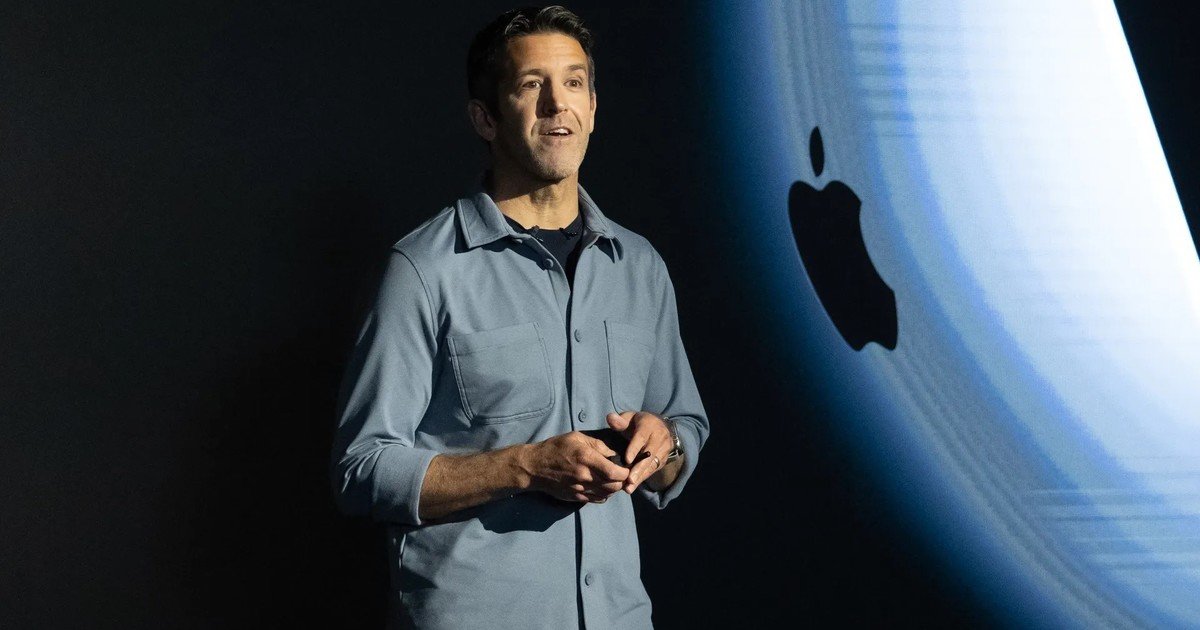 de-nadador-universitario-a-ceo-de-apple:-conoce-a-john-ternus,-el-sucesor-de-tim-cook-que-llega-para-revolucionar-la-ia-en-la-manzanita