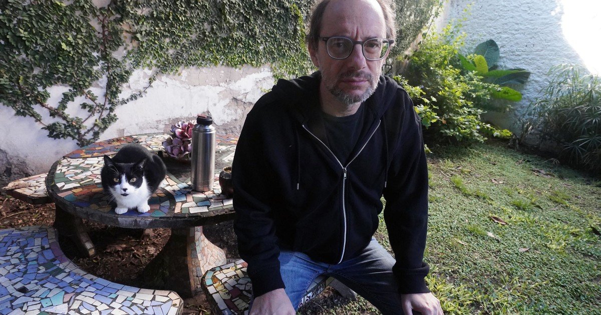 alejandro-hartmann,-el-rey-argentino-del-true-crime-estrena-yiya-murano:-muerte-a-la-hora-del-te,-en-netflix,-y-se-pregunta-que-convierte-en-idola-a-una-asesina