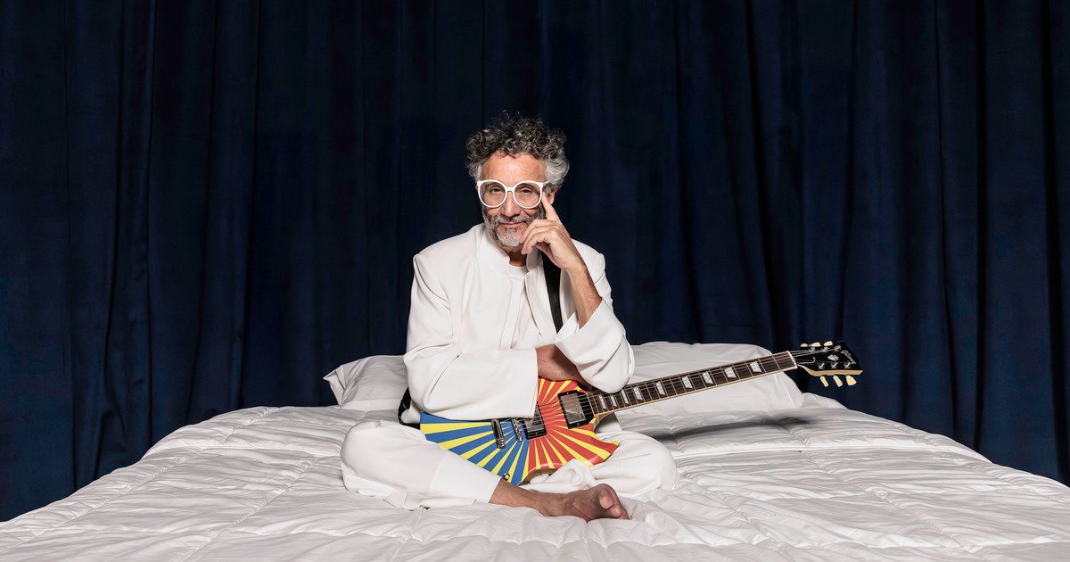 despues-de-los-abucheos-y-la-polemica,-el-vertiginoso-fito-paez-presento-un-nuevo-disco-que-habla-de-un-renacer