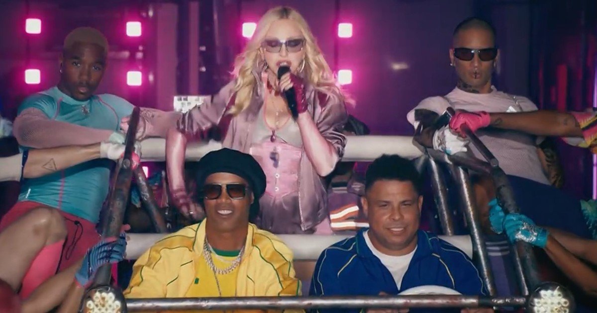 madonna-brillo-en-el-entretiempo-de-la-final-del-mundial-2026-y-convirtio-el-tunel-de-ingreso-de-los-jugadores-en-una-pista-de-baile,-con-ronaldo-y-ronaldinho