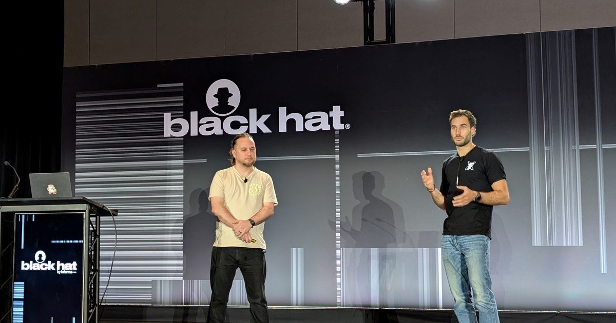 black-hat-usa-2026:-dos-argentinos-descubrieron-como-hackear-antenas-que-llevan-internet-a-zonas-aisladas