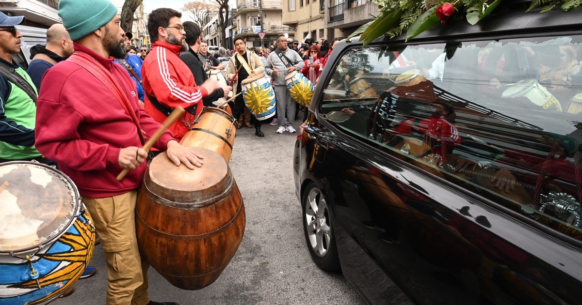 el-adios-definitivo-al-negro-ruben-rada-volvio-a-juntar-a-una-multitud-respetuosa-y-festiva