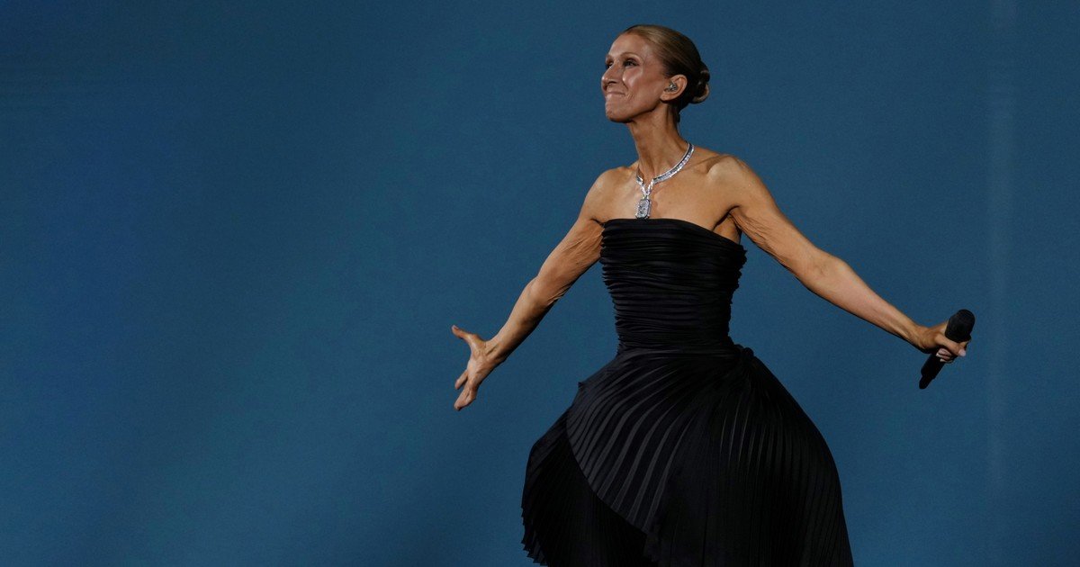 celine-dion-reaparecio-en-paris:-lagrimas-de-alegria-y-un-contundente-mensaje-sobre-su-salud