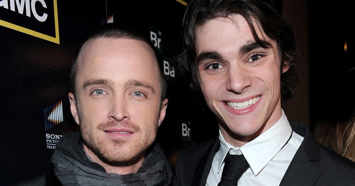 aaron-paul,-de-breaking-bad,-despidio-a-rj-mitte-con-un-emotivo-mensaje:-“estoy-desconsolado”