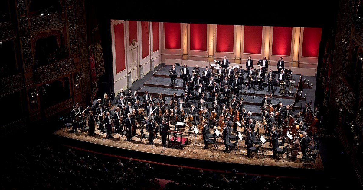 la-filarmonica-de-berlin-se-lucio-con-el-mitico-“sonido-berlin”,-empastado,-suntuoso-y-finisimamente-pulido