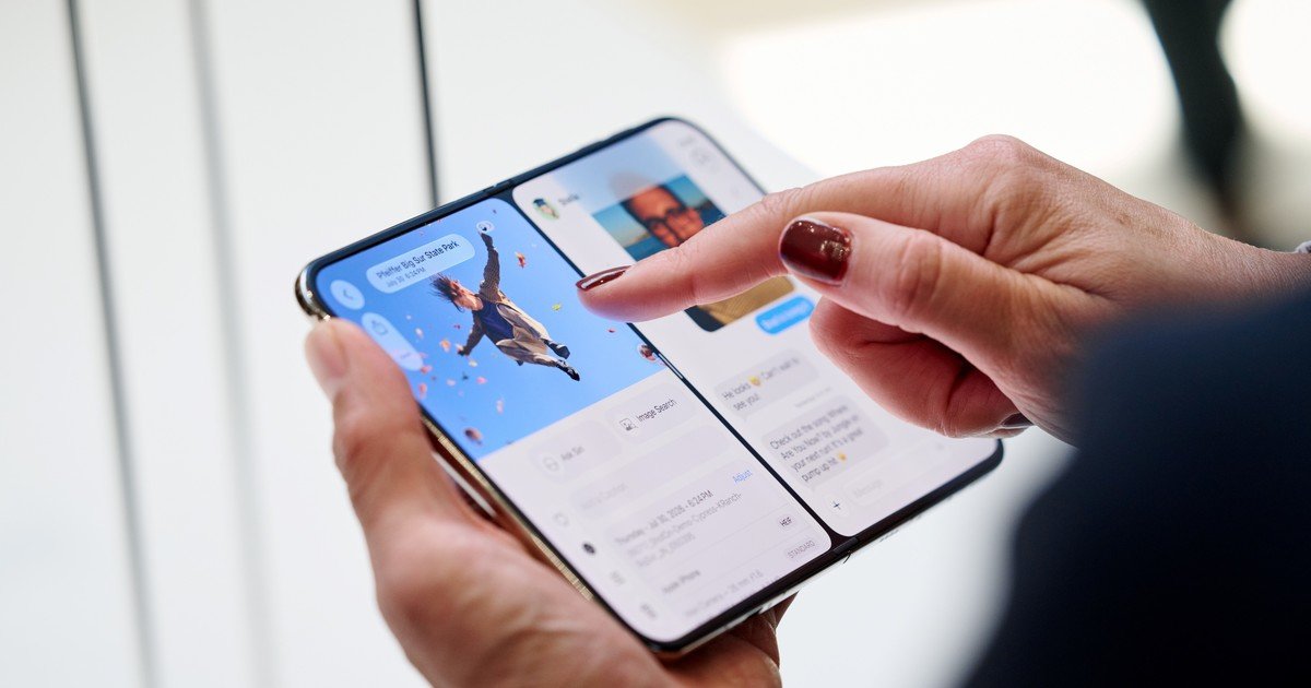 el-iphone-duo-salio-a-la-venta-entre-criticas:-por-que-el-plegable-de-us$-2.000-no-convence-a-los-expertos