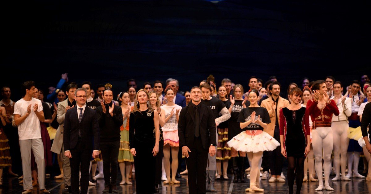 julio-bocca-suma-un-nuevo-reconocimiento-internacional-y-el-ballet-estable-del-colon-gano-un-premio-maria-guerrero